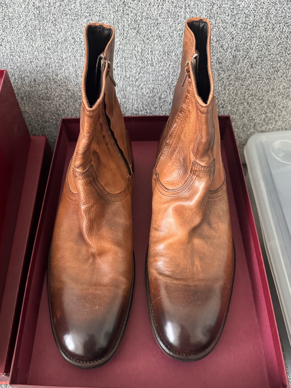 To Boot New York Tan Leather Boots with Brown Patina Size 9.5